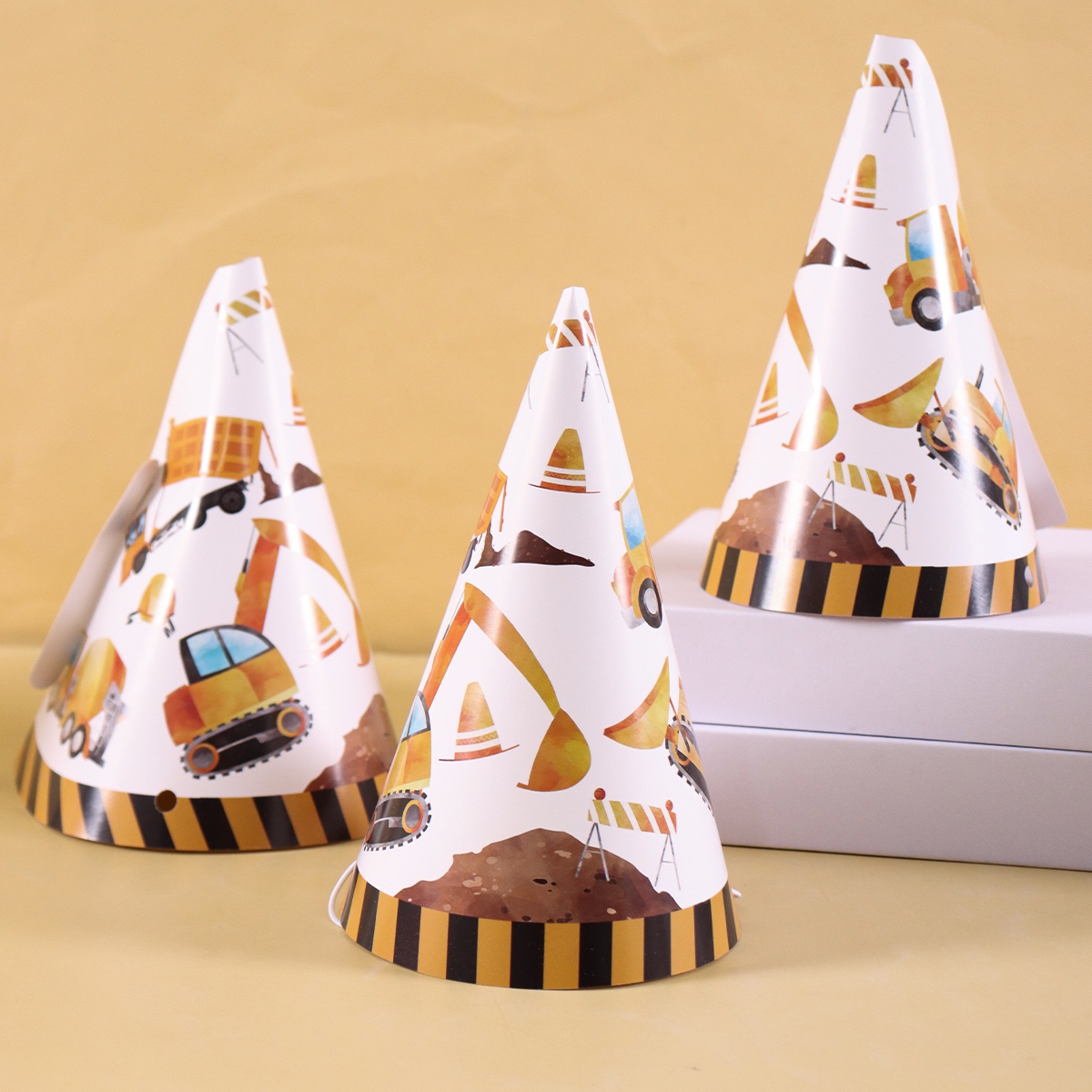 หมวกวันเกิดรถบรรทุกก่อสร้าง 6  - Party Hat Cone บทวิจารณ์และราคา